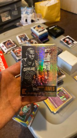 Lebron James 2017-18 Panini Essentials No. 78