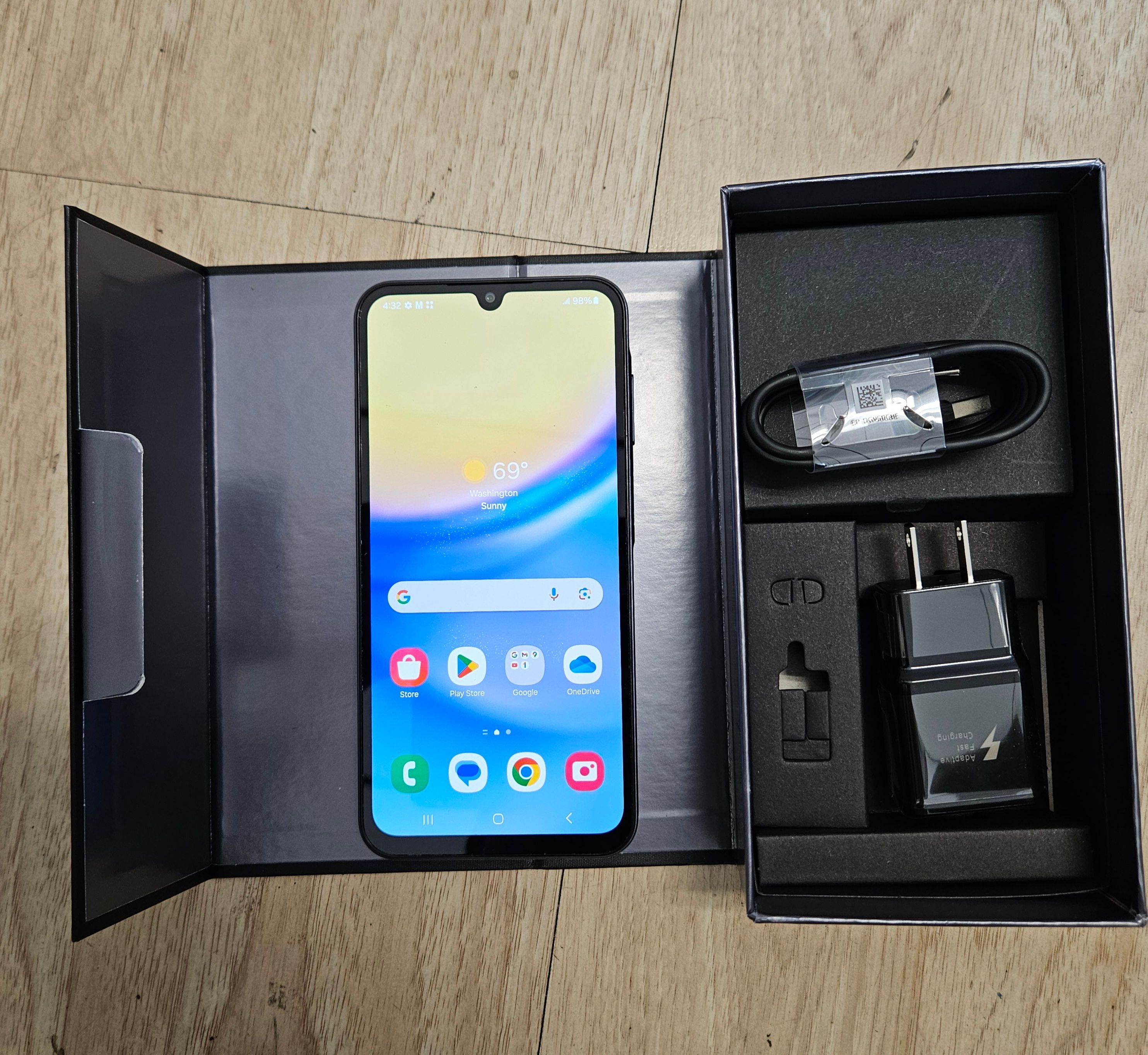Samsung Galaxy A54 128gb unlocked for sell at Rosemead CA
