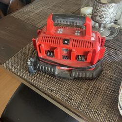 Milwaukee M18 Sequential Charger