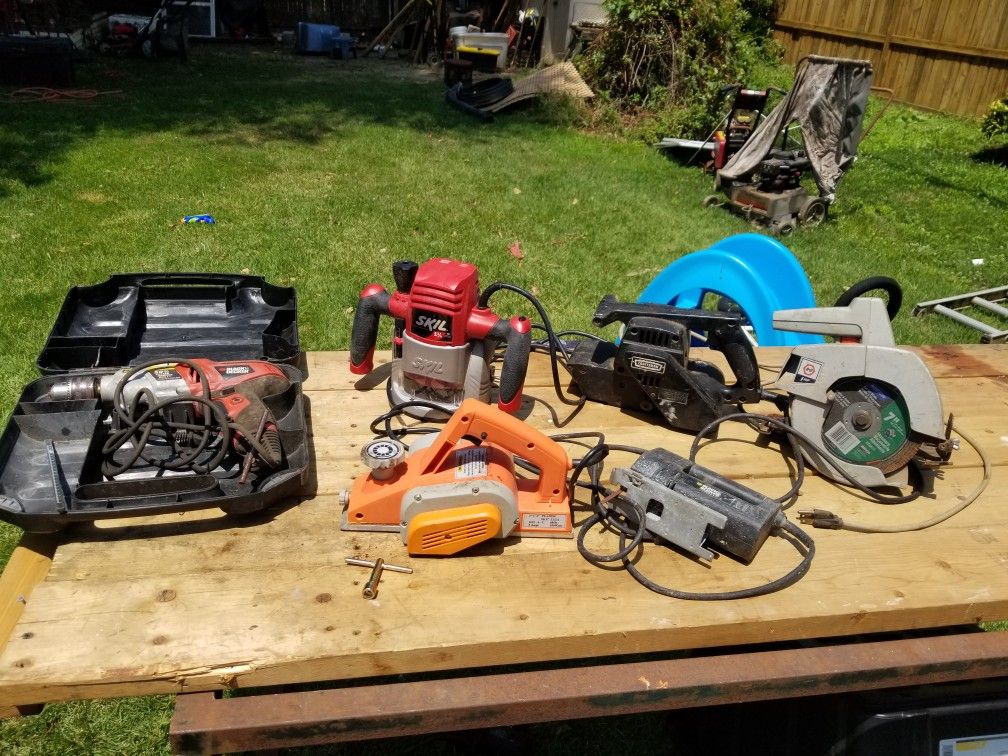 Sander, planner, jigsaw, hammer drill, , router. All must sell together
