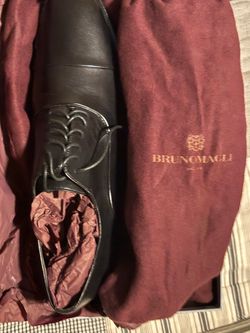 Dress shoes