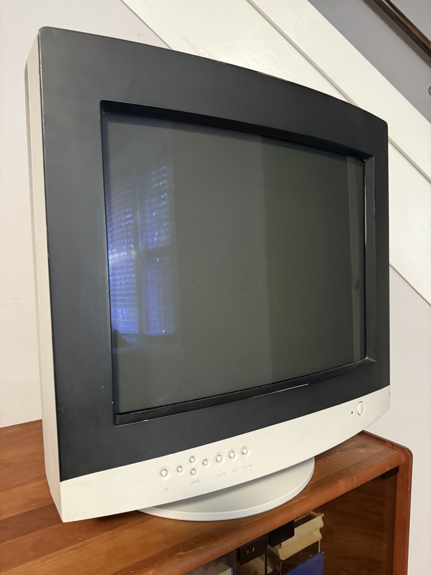 NEC JC-2148UMW CRT Monitor
