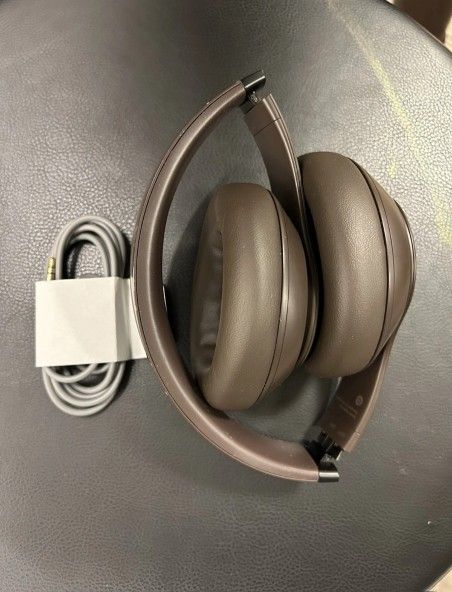 dre beats studio pro brown