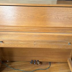Free Baldwin Upright Piano