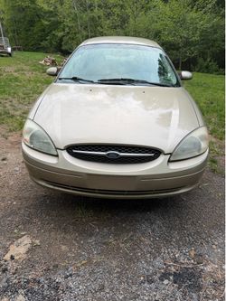 2001 Ford Taurus