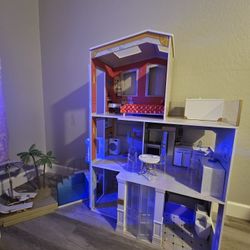 Rainbow Doll House  & Pool