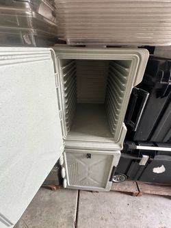 Cambro Insulated Food Carriers / Catering Hot Boxes – $200 Each