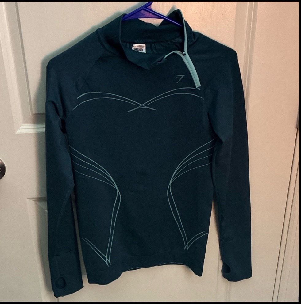 Women’s workout top