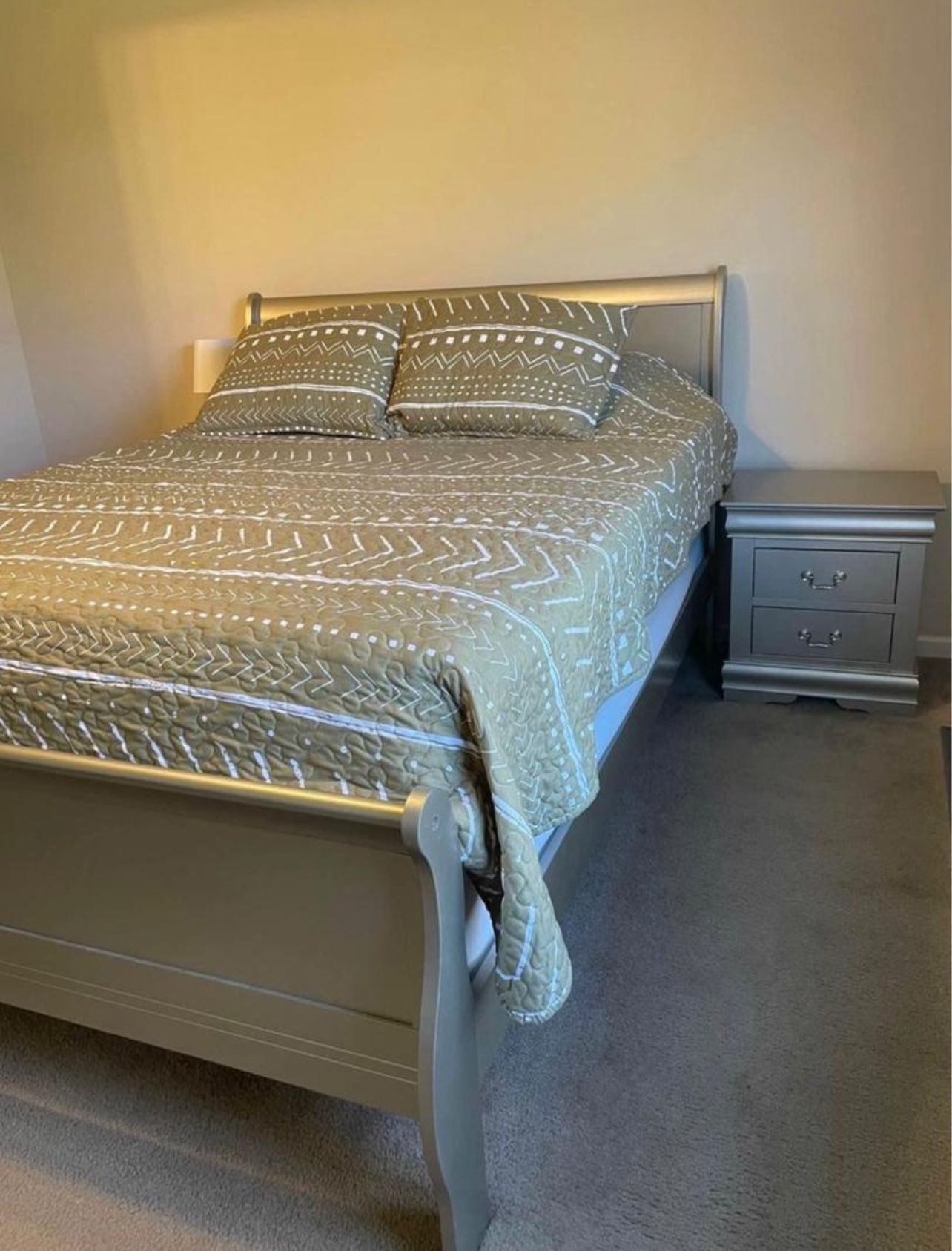 Bed Frame And Mattress 