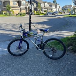 Mongoose  Mountains Bike 