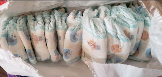 Size 7 Pamper's (14 Diapers)