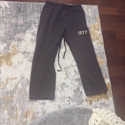 Fear Of God Essentials Sweatpants Relaxed 1977 Iron