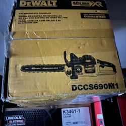 Dewalt 40V MAX XR Lithium-Ion Brushless 16 in. Chainsaw with 4.0 Ah 
