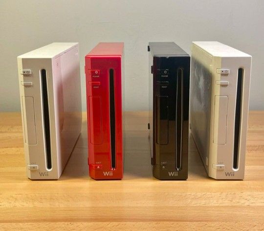 (250+ Games) Nintendo Wii Ultimate Retro Bundle