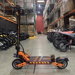 Dual-motor high-speed electric scooter