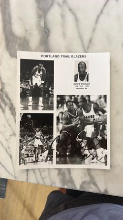 Clyde Drexler Portland Trail Blazers Signed Photo Page