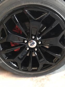 wheels are painted for $ 300 se pintan rines