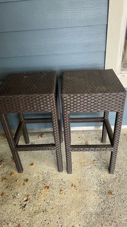 Set of 2 Dark Brown Wicker Bar Stools