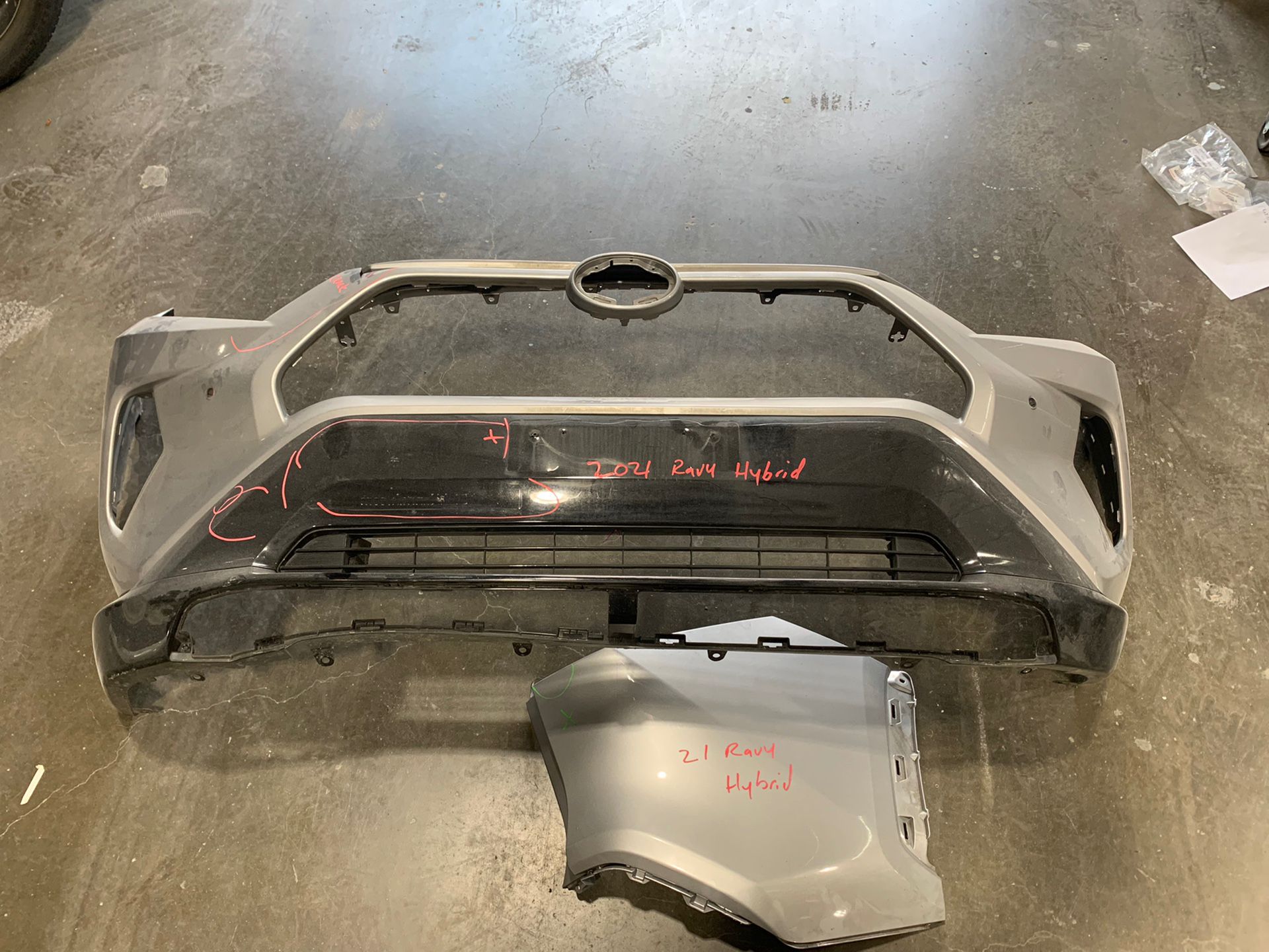 2019-2021 Toyota Rav4 Hybrid Parts, Rt Fender, Lt Headlamp, Rear Muffler