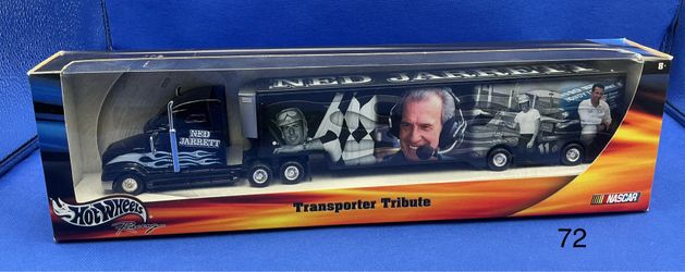 Hotwheels 1:64 NASCAR Diecast Transporter Tribute