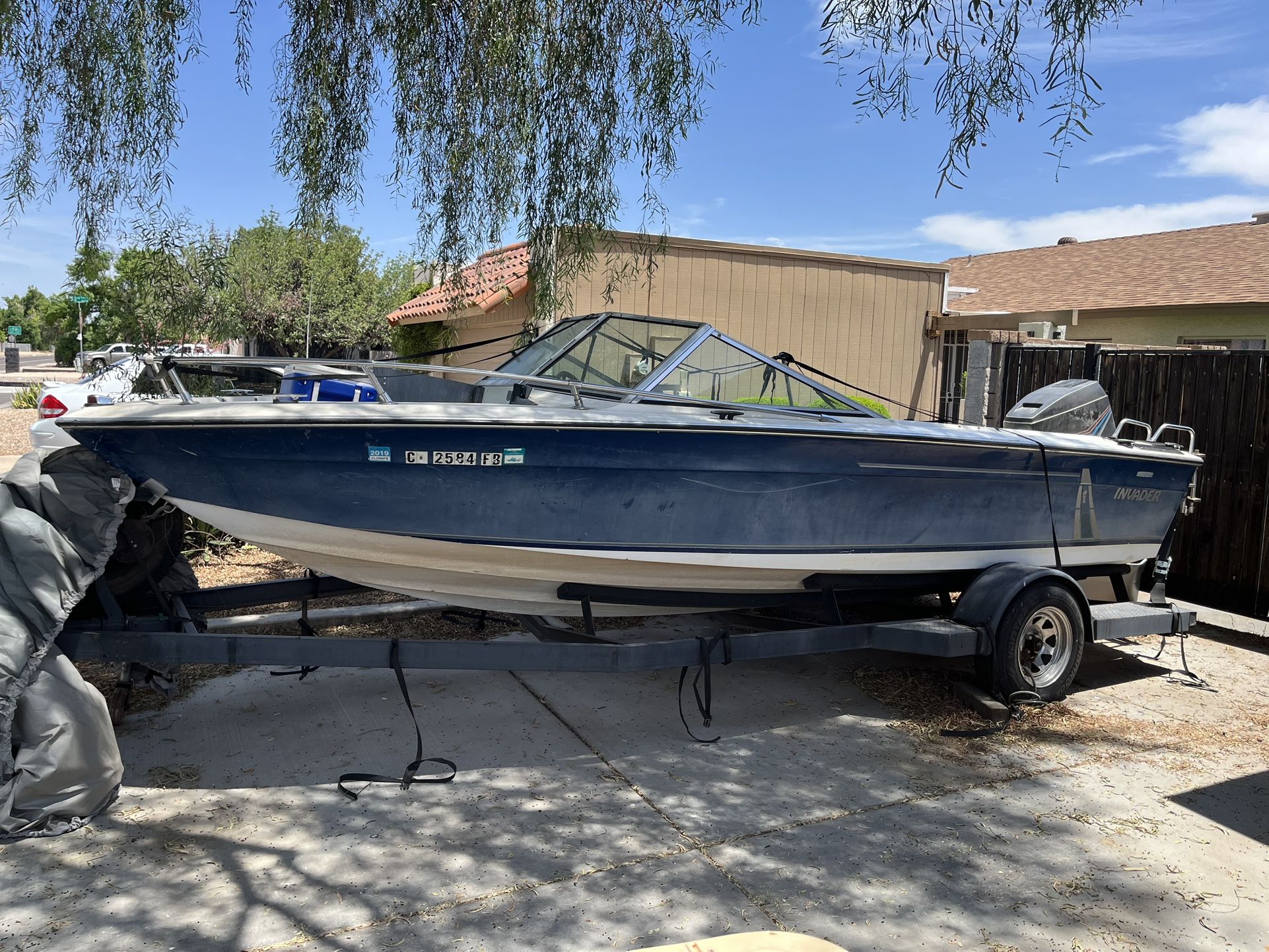 1988 Invader Outboard Boat