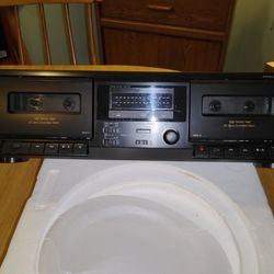 SONY DUAL DOLBY & DUBBING CASSETTE PLAYER & RECORDER