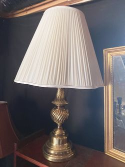 Vintage lamp with lampshade
