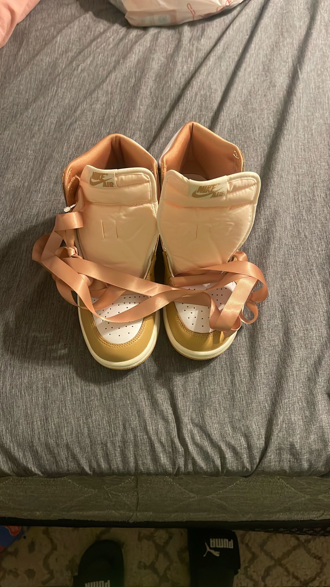 Air Jordan Retro 1