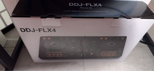 Pioneer DJ DDJ-FLX4 DJ Controller