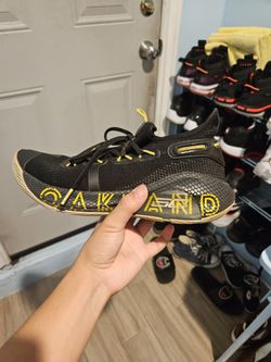 2 Pairs Basketball Shoes