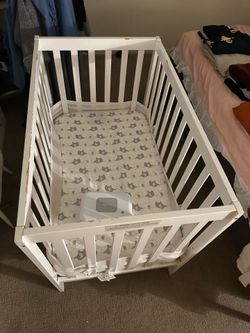 Baby Crib with Mattress