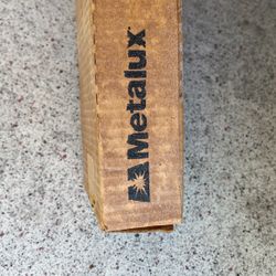 New Fluorescent 8 Foot Light Fixture