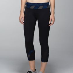 LULULEMON Black Navy Blue Fa14 Quilt 23 Inspire Crop II Sashiko Workout Leggings