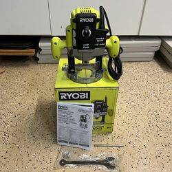 RYOBI 10 Amp 2 HP Plunge Base Corded Router
