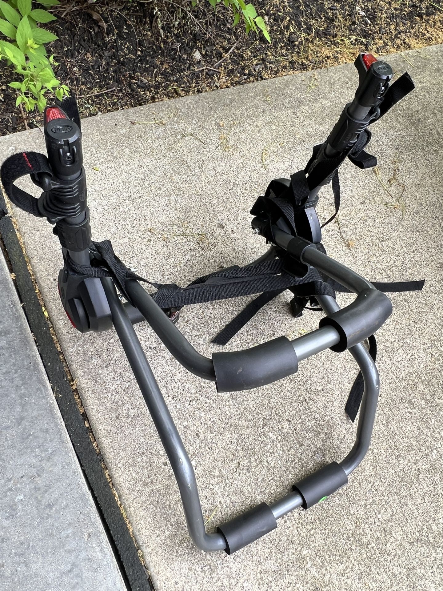 Bell 2Bike Rack for Cars, in good shape! for Sale in Mason, OH OfferUp