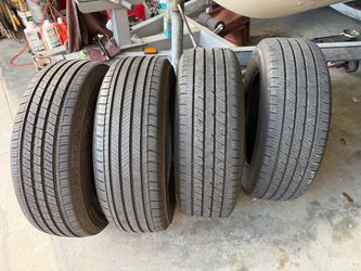 Set of 4 All-Season Passenger Tires