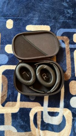 Bose Headphones - Black - Noise Cancellation