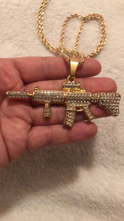 Gold plated rope chain and stainless steel pendant