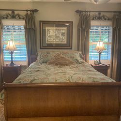 Mahogany Wood Bed Set