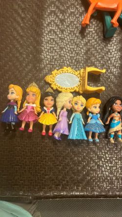 Disney figures