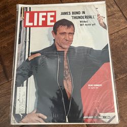 LIFE Magazine January 7 1966 - Sean Connery 