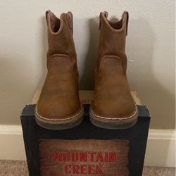 Kids Boot Size # 7 M