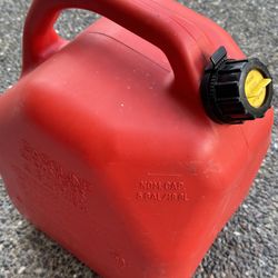 5 Gal Gas Can