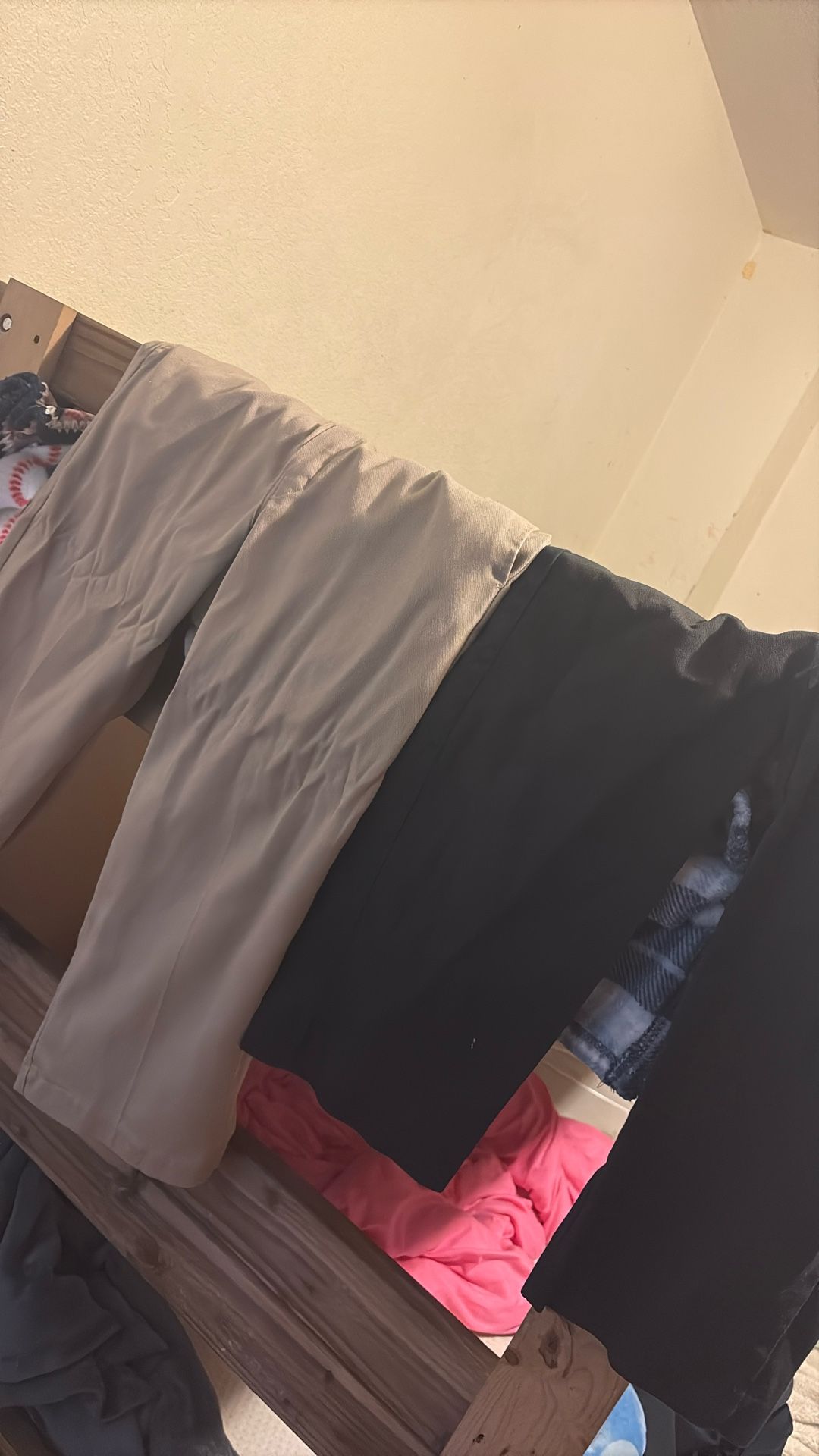 2 Pairs Of Dickies Black And Caqui Both Are 34 X 30