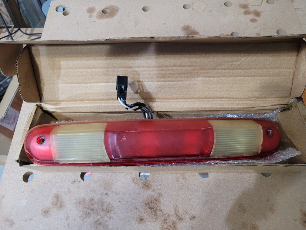 07-13 Silverado 3rd Brake Light