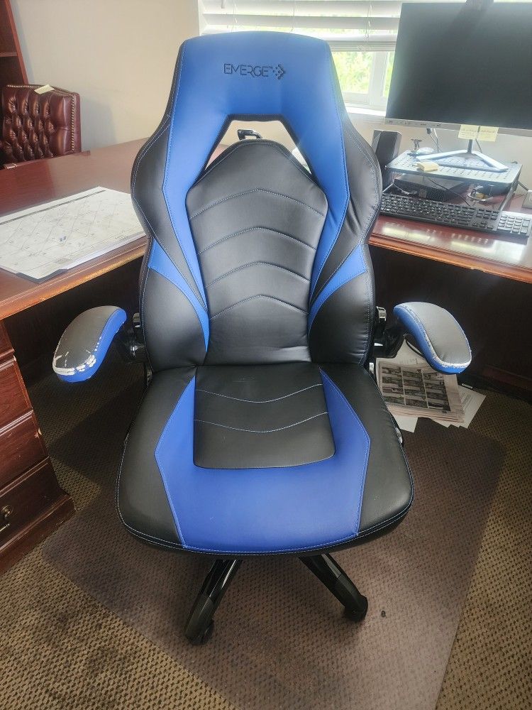 Leather EMERGE OFFICE CHAIR