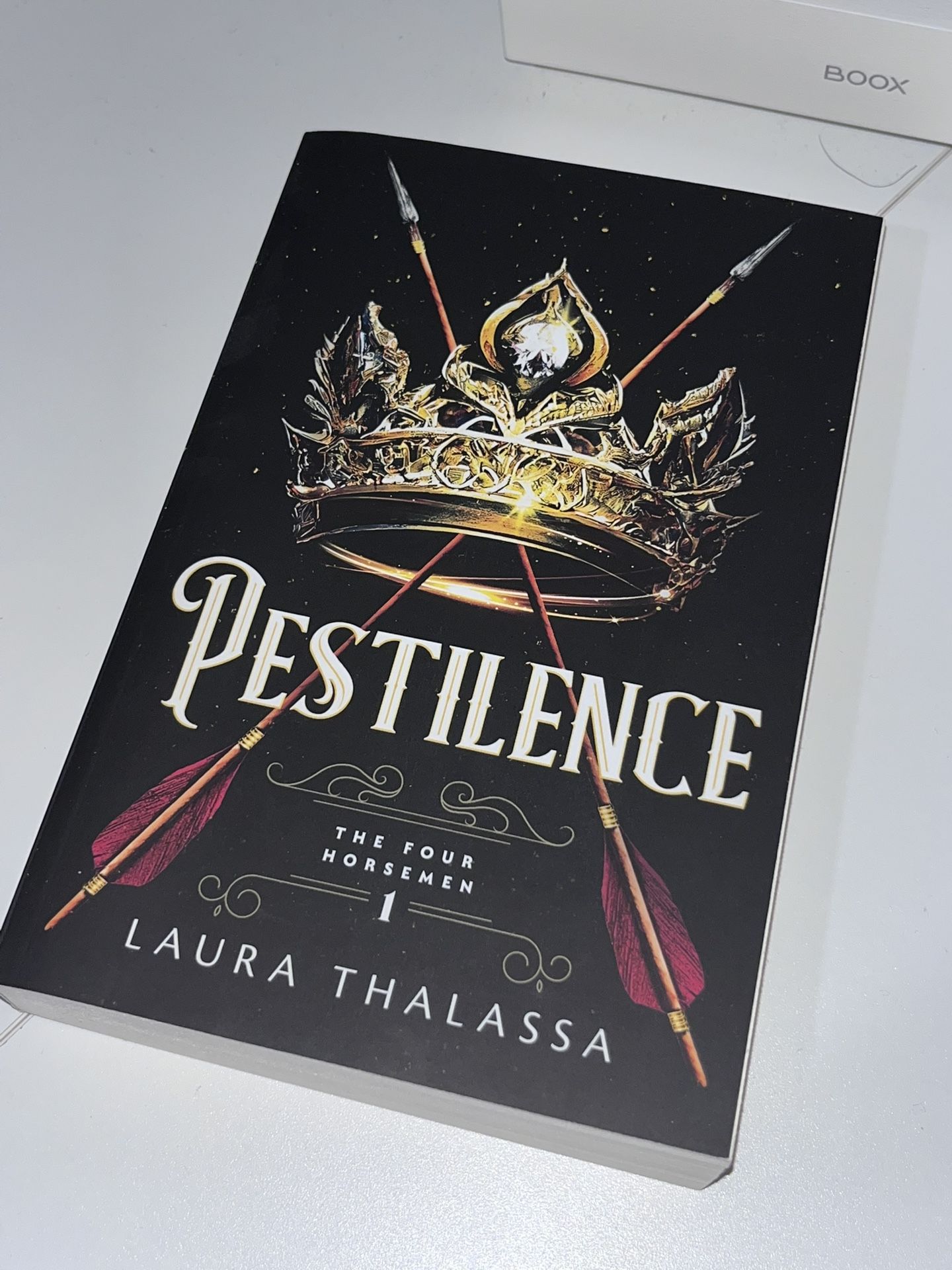 Pestilence (The Four Horsemen) -Paper Back Thalassa, Laura