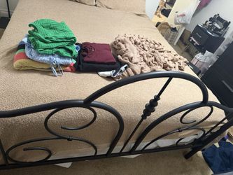QUEEN Black Bed Frame