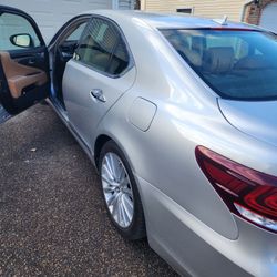 2013 Lexus LS 460