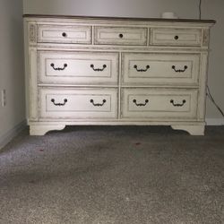 Antique Dresser Drawer Set  From Ashley Furniture 
